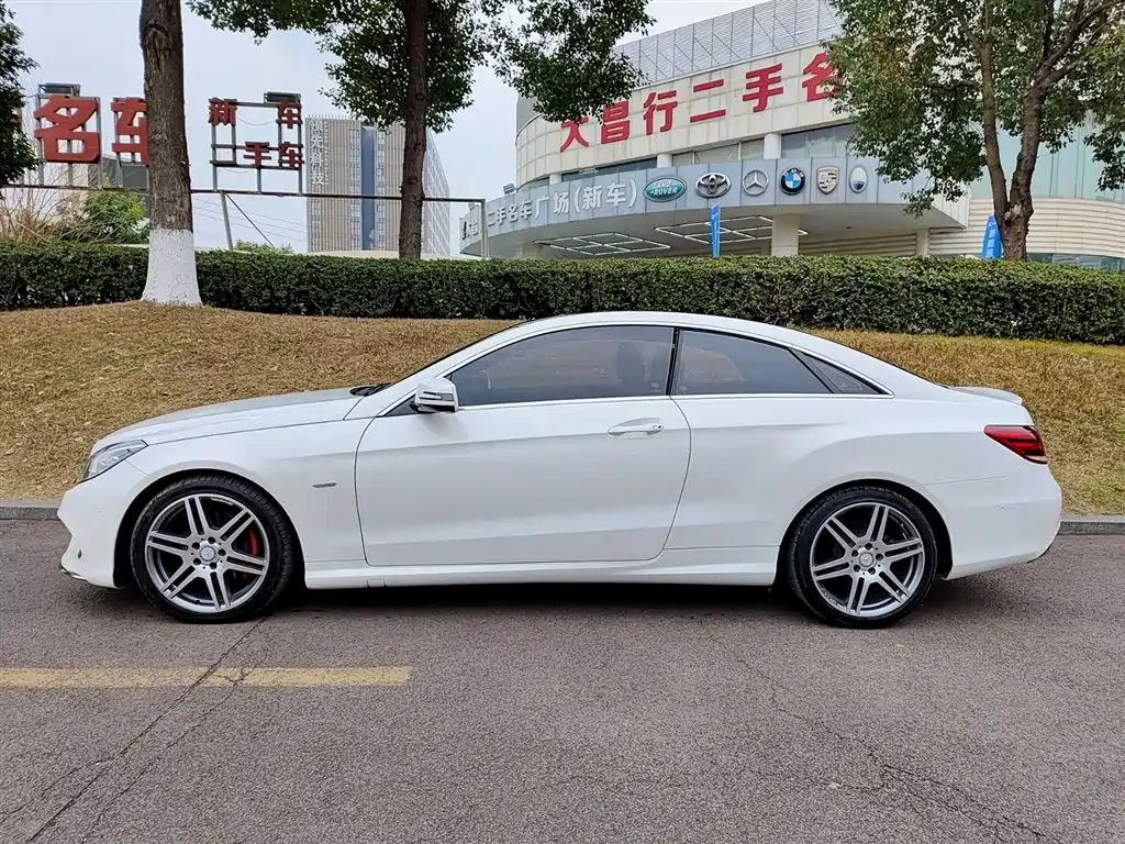Mercedes-Benz Mercedes-Benz E-Class (Imported) 2016 E 200 Coupe Dynamic Edition 2017 - thumbnail 3