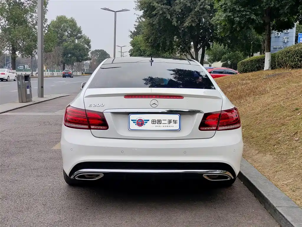 Mercedes-Benz Mercedes-Benz E-Class (Imported) 2016 E 200 Coupe Dynamic Edition 2017 - thumbnail 5