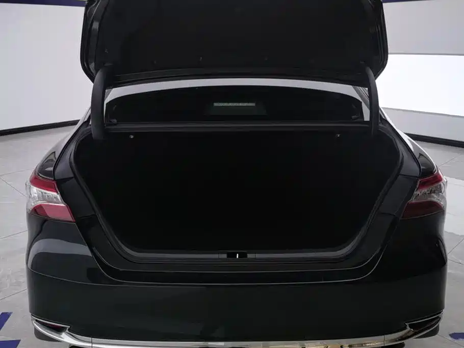 Toyota Toyota Camry 2023 2.5G Luxury Edition 2023 - thumbnail 4