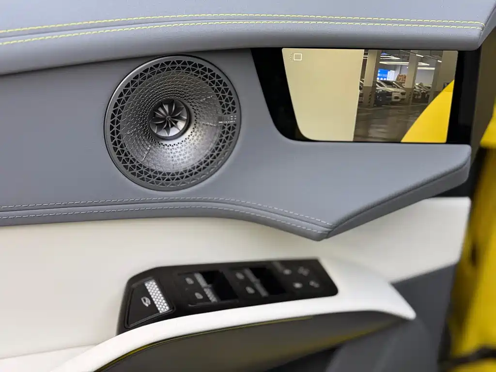 Lotus Sports Car ELETRE 2025 600 Luxury Edition 2026 - thumbnail 25