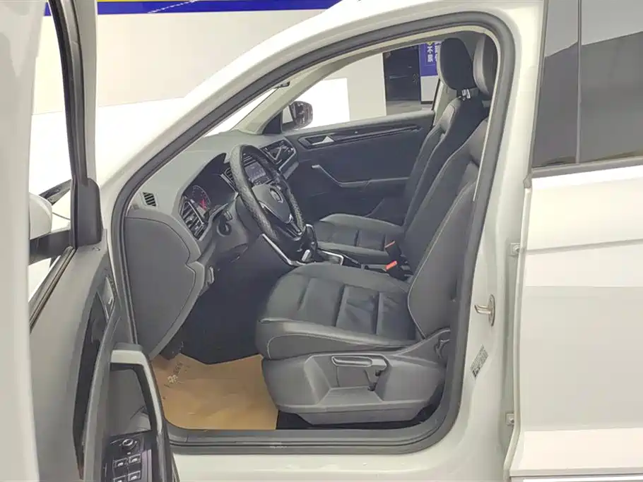 Volkswagen T-ROC 2018 280TSI DSG 2WD Comfort Model国V 2019 - thumbnail 8