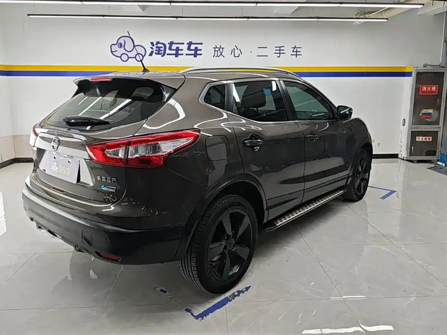 Nissan Nissan Qashqai 2017 Model 2.0L CVT Intelligent Enjoyment Edition China V 2017 - thumbnail 3