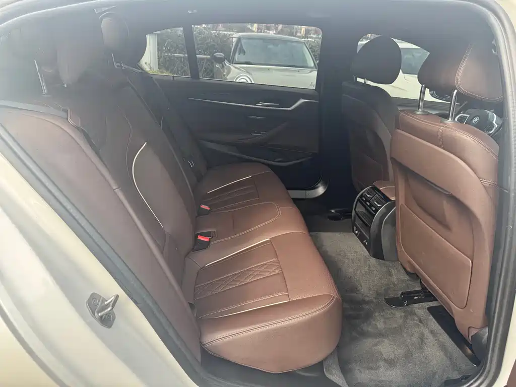 BMW BMW 5 Series 2022 530Li Leading Model M Sport Package 2023 - thumbnail 7