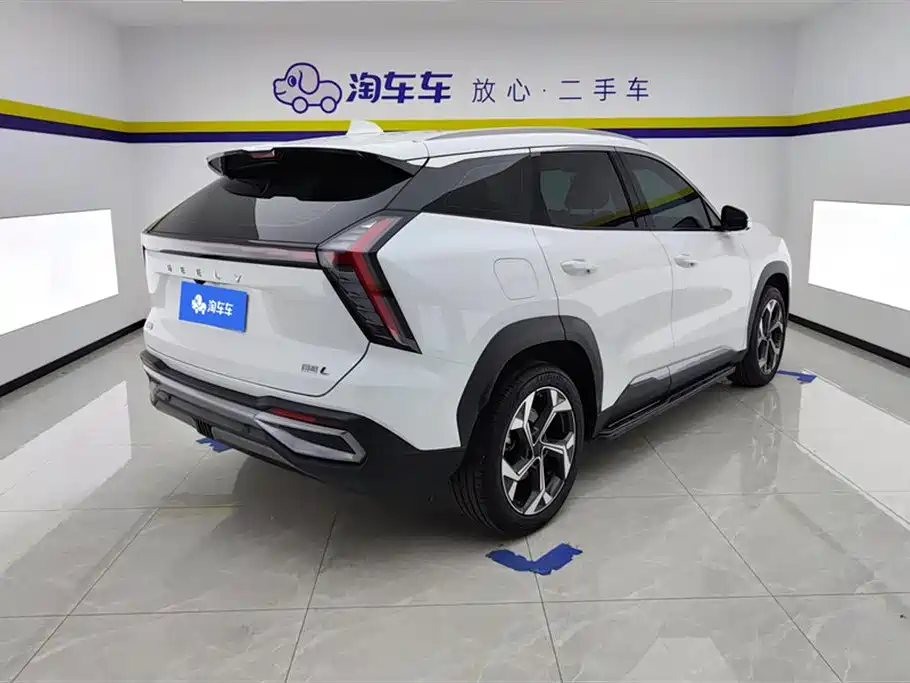 Geely Auto Geely Boyue L 2024 1.5TD DCT Premium Edition 2024 - thumbnail 3