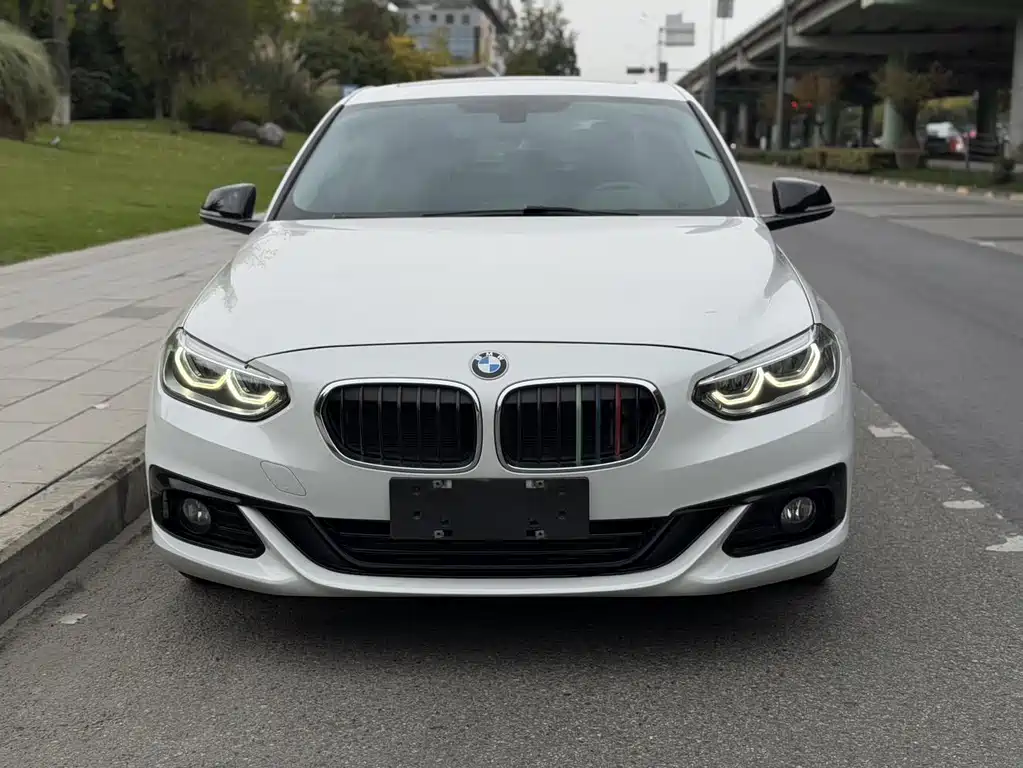 BMW BMW 1 Series 2018 118i Sport Line 2018 - thumbnail 2