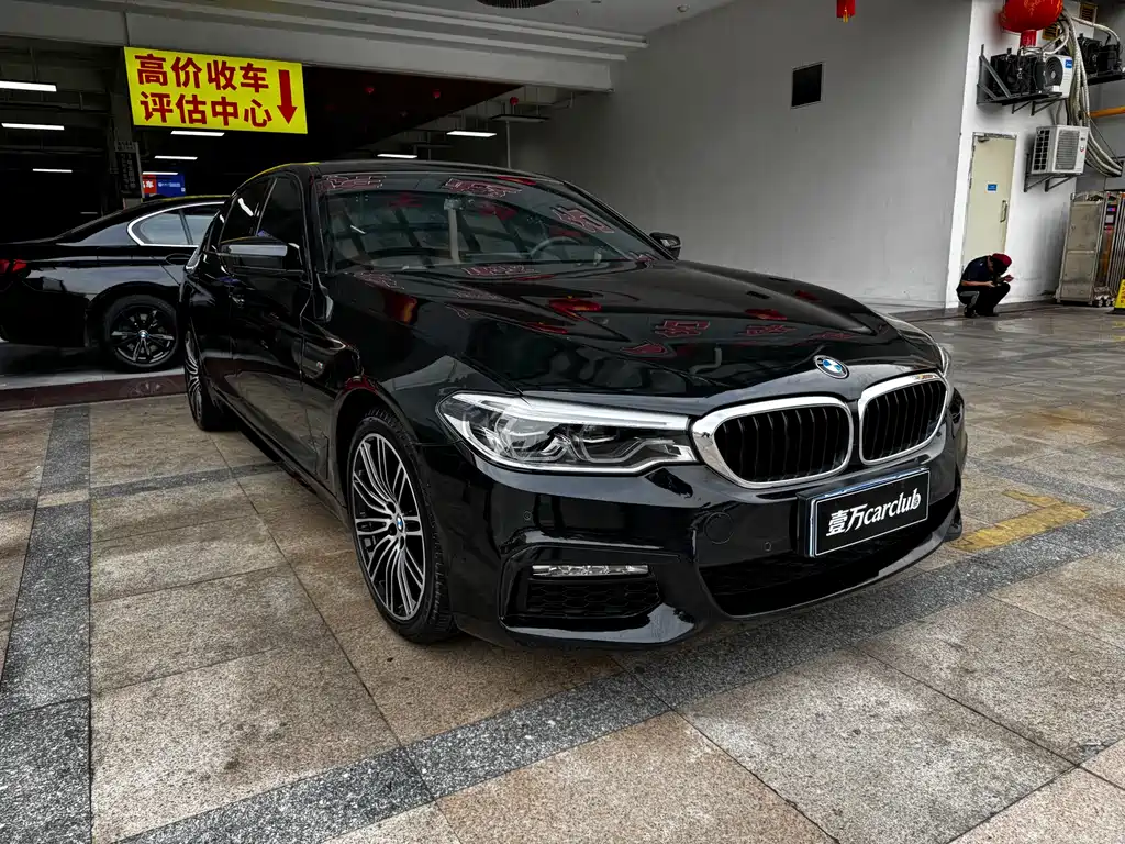 BMW BMW 5 Series 2018 Facelift 530Li Leading Model M Sport Package 2018 - thumbnail 3