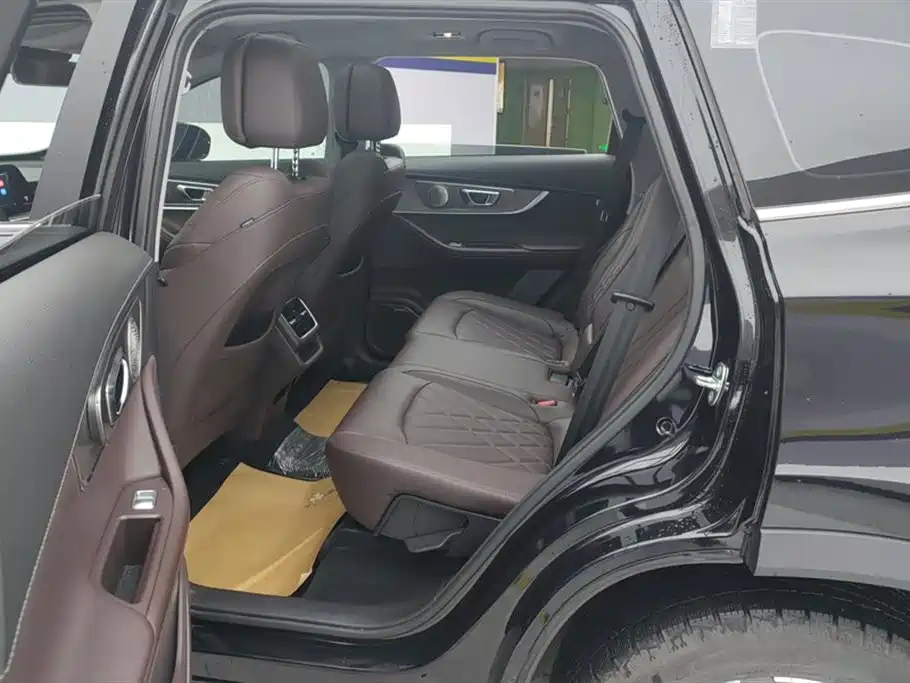 Chery Tiggo 8 Pro 2022 290T 2WD Infinite Edition 5-seater 2023 - thumbnail 11