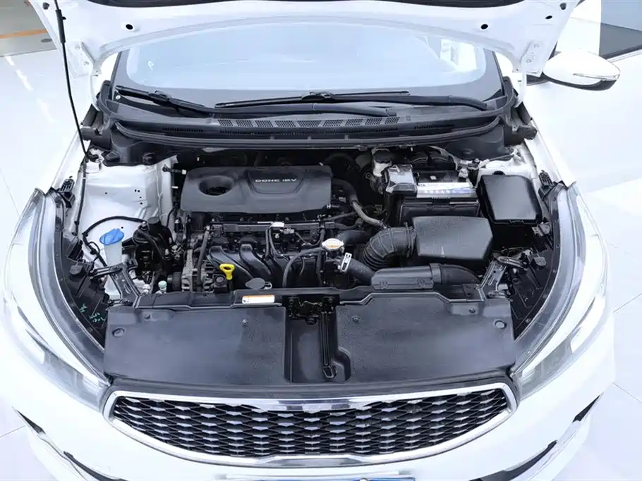 Kia Kia K3 2017 1.6L Automatic 15th Anniversary Special Edition GLS 2018 - thumbnail 10
