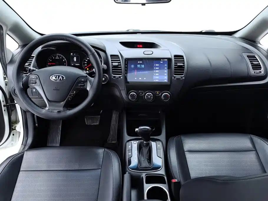 Kia Kia K3 2017 1.6L Automatic 15th Anniversary Special Edition GLS 2018 - thumbnail 12