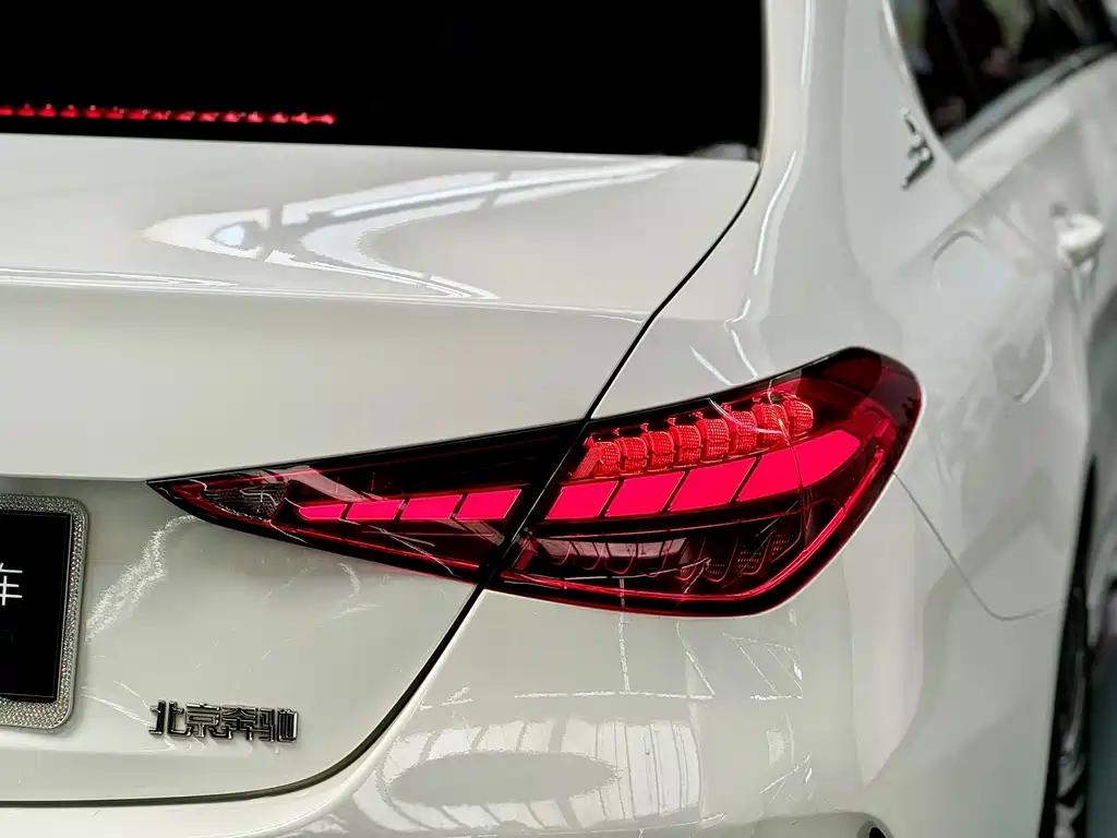 Mercedes-Benz Mercedes-Benz C-Class 2025 C 260 L Sport Edition 2025 - thumbnail 4