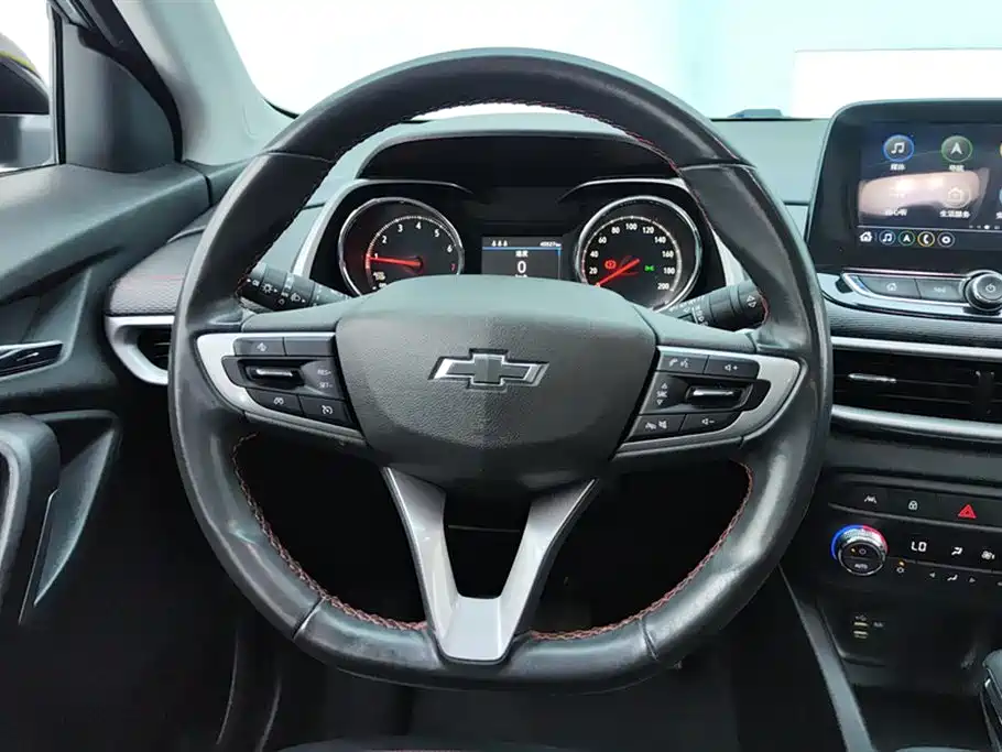 Chevrolet Trax 2021 Redline 335T CVT Premier Edition国VI 2021 - thumbnail 15