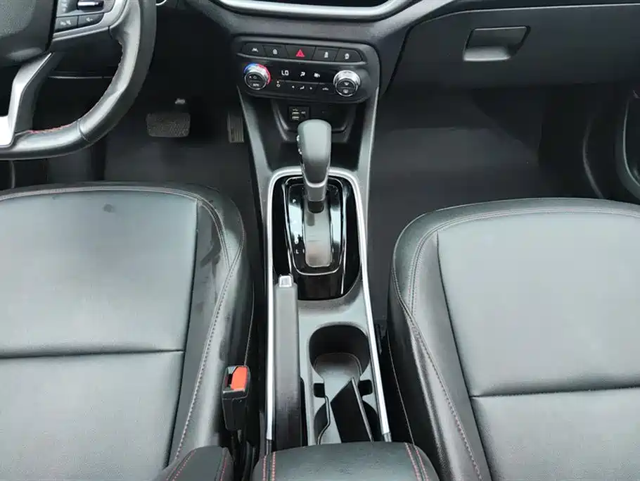 Chevrolet Trax 2021 Redline 335T CVT Premier Edition国VI 2021 - thumbnail 16