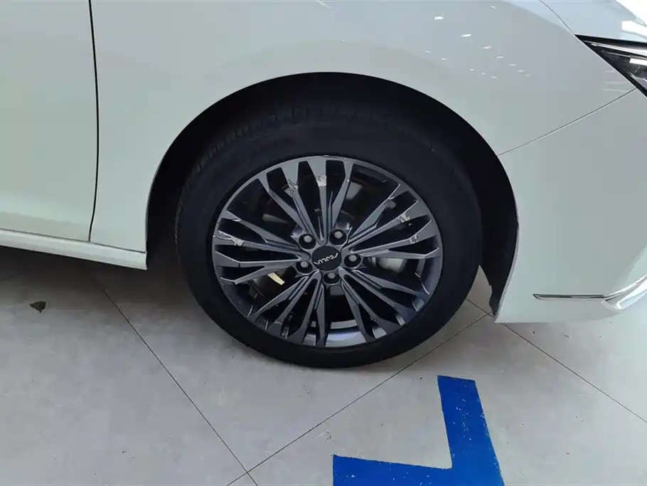 Dongfeng Fengshen Yi Xuan MAX 2021 Super Energy Dad Hybrid Edition 2023 - thumbnail 5