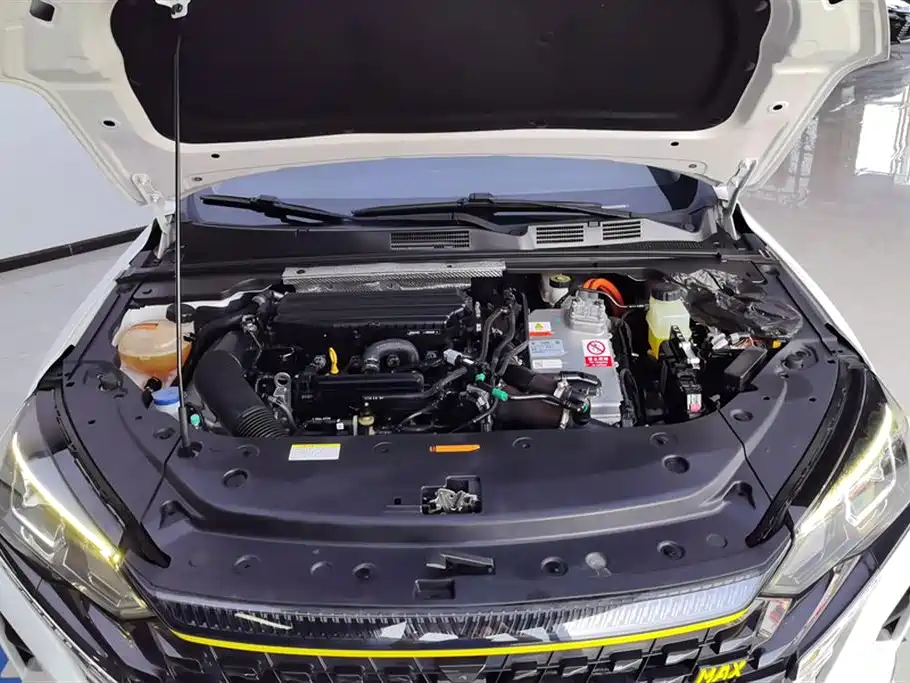 Dongfeng Fengshen Yi Xuan MAX 2021 Super Energy Dad Hybrid Edition 2023 - thumbnail 9