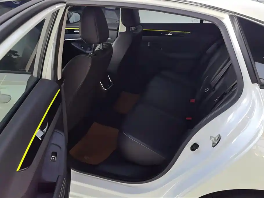 Dongfeng Fengshen Yi Xuan MAX 2021 Super Energy Dad Hybrid Edition 2023 - thumbnail 10