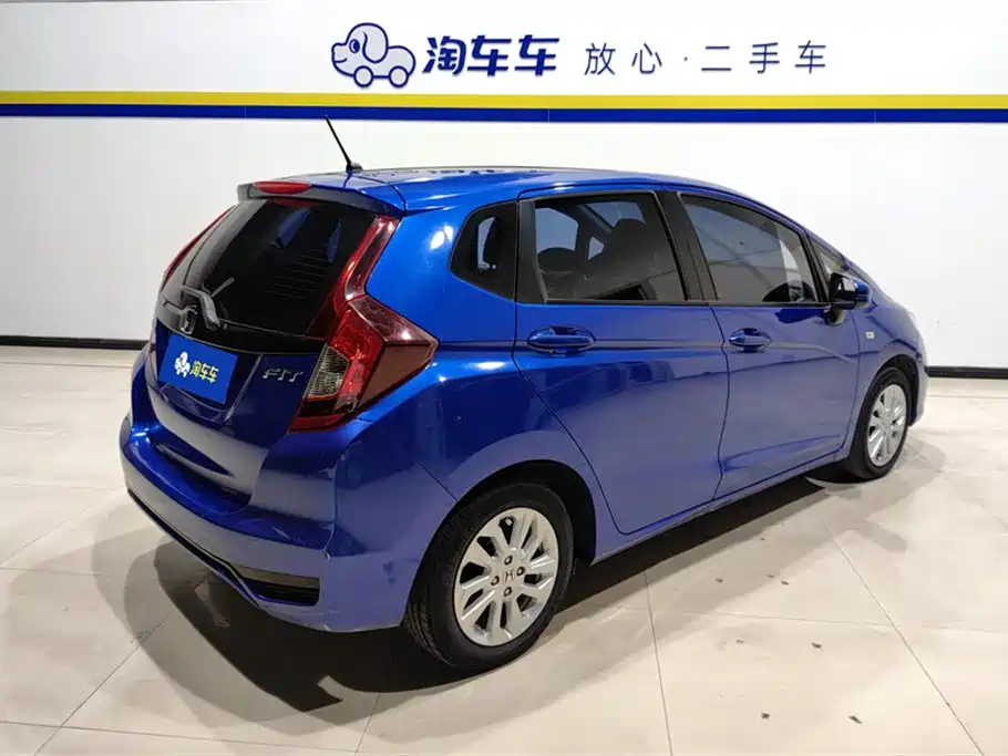 Honda Honda Fit 2018 1.5L CVT Comfort with Sunroof 2018 - thumbnail 3