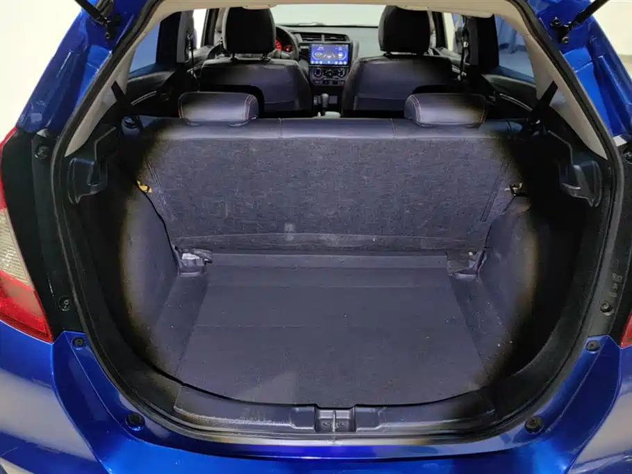 Honda Honda Fit 2018 1.5L CVT Comfort with Sunroof 2018 - thumbnail 4