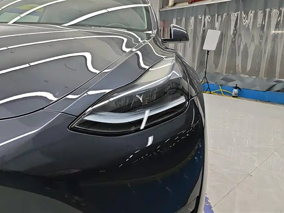 Tesla Model Y 2024 Rear-Wheel Drive 2024 - thumbnail 5