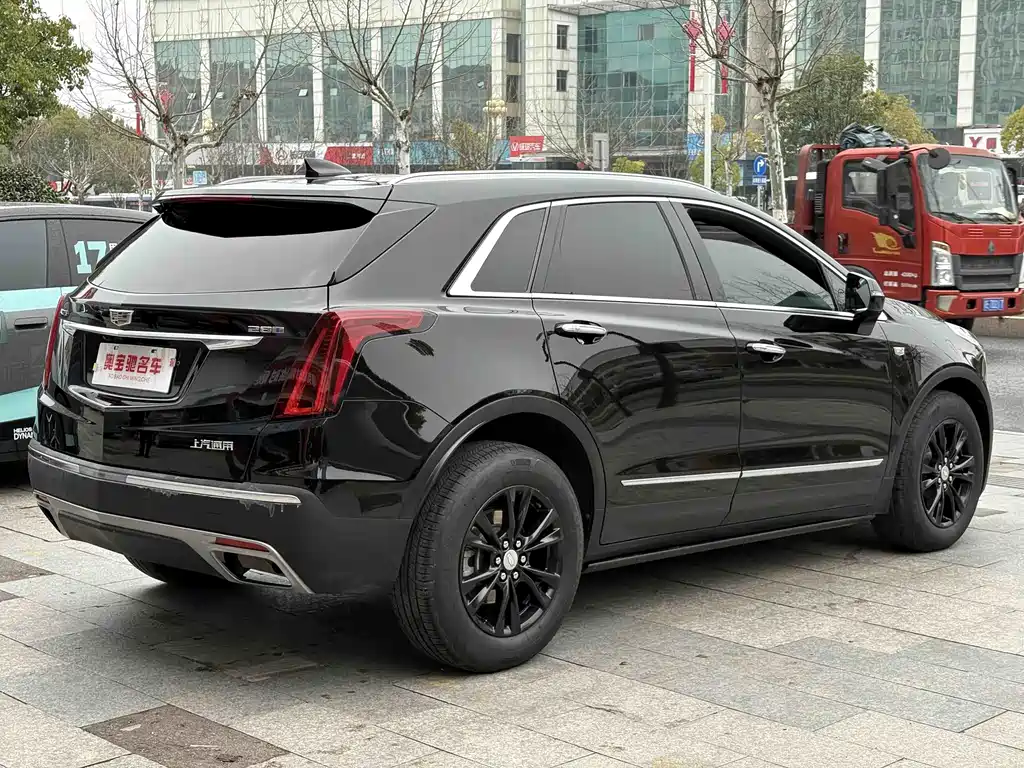 Cadillac Cadillac XT5 2023 2.0T FWD Fashion Edition 2023 - thumbnail 4