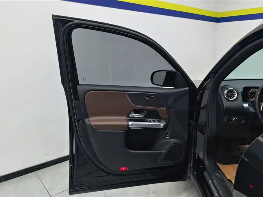 Mercedes-Benz Mercedes-Benz GLB 2022 GLB 220 Style 2022 - thumbnail 7