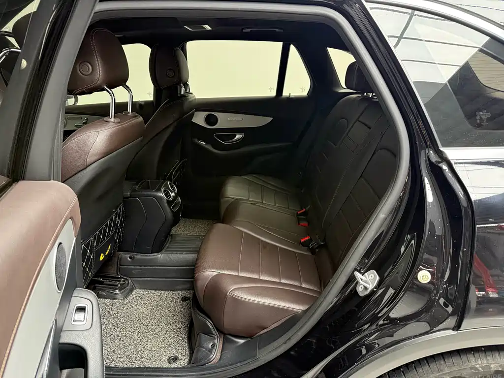 Mercedes-Benz Mercedes-Benz GLC 2022 Facelift 3 GLC 260 L 4MATIC Dynamic 2022 - thumbnail 2