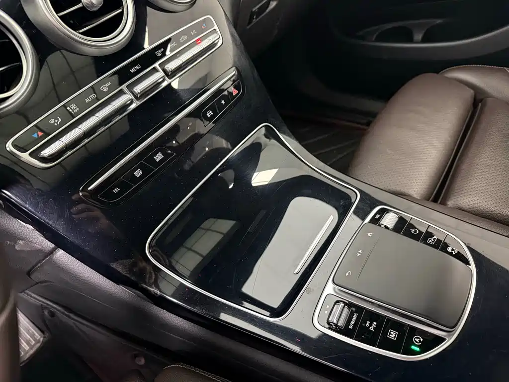 Mercedes-Benz Mercedes-Benz GLC 2022 Facelift 3 GLC 260 L 4MATIC Dynamic 2022 - thumbnail 3