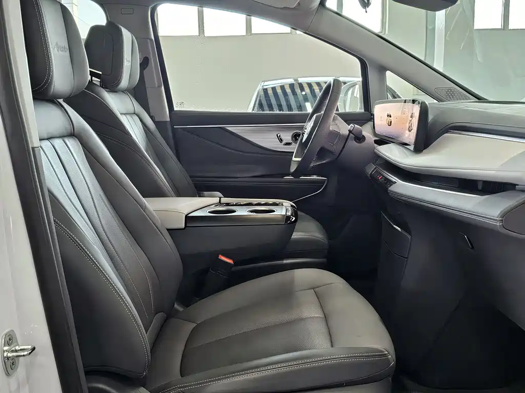 Buick Buick GL8 New Energy 2026 Landtrek Smart Enjoy Edition 2025 - thumbnail 6