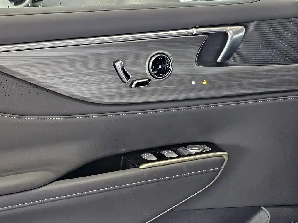 Buick Buick GL8 New Energy 2026 Landtrek Smart Enjoy Edition 2025 - thumbnail 10