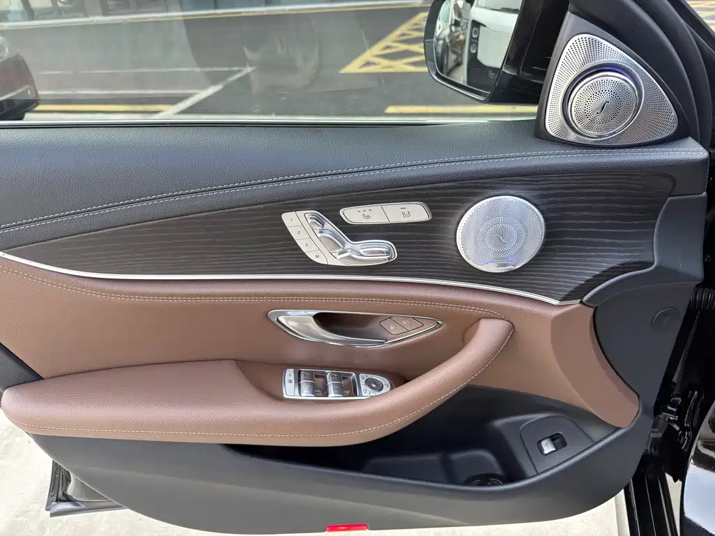 Mercedes-Benz Mercedes-Benz E-Class 2020 E 300 L Sport Fashion Edition 2020 - thumbnail 7