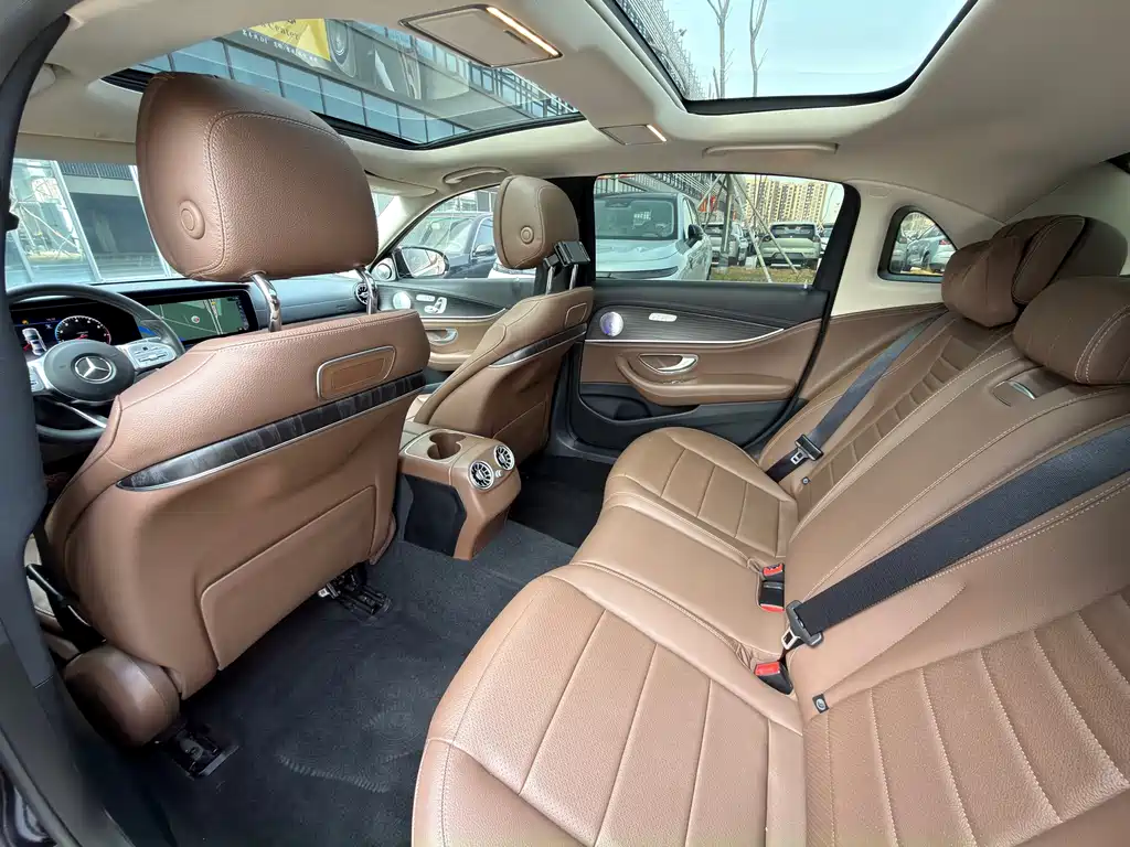 Mercedes-Benz Mercedes-Benz E-Class 2020 E 300 L Sport Fashion Edition 2020 - thumbnail 8