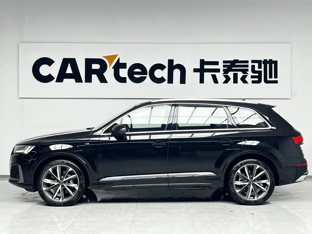 Audi Audi Q7 2023 55 TFSI quattro S line Sport 2023 - thumbnail 3