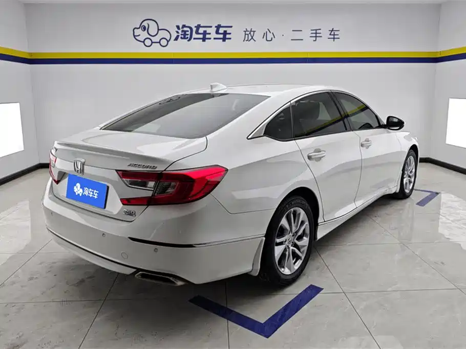 Honda Honda Accord 2018 260TURBO Luxury Edition China V 2019 - thumbnail 3