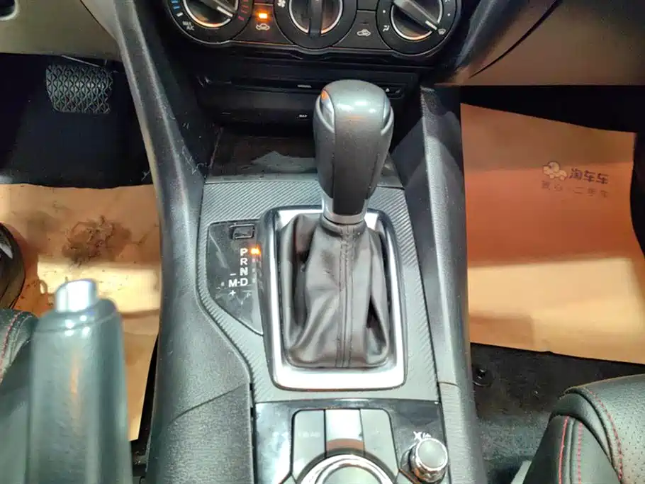 Mazda Mazda 3 Axela 2016 Sedan 1.5L Automatic Comfort 2016 - thumbnail 15