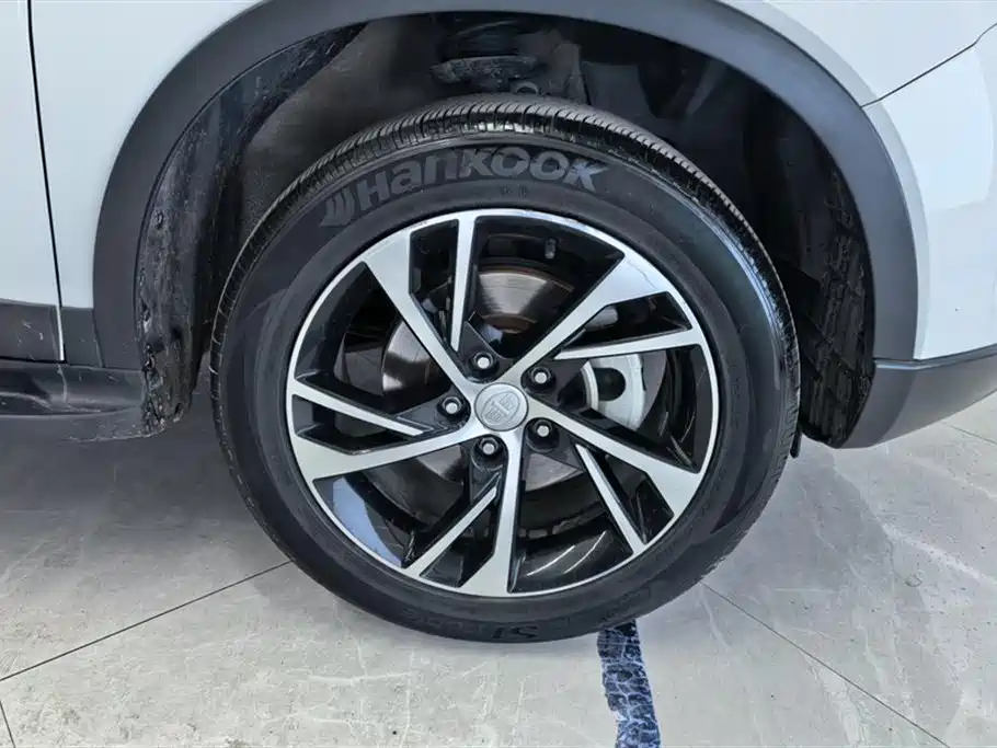 Bestune Benteng X40 2019 1.6L Automatic Luxury Edition China V 2019 - thumbnail 6