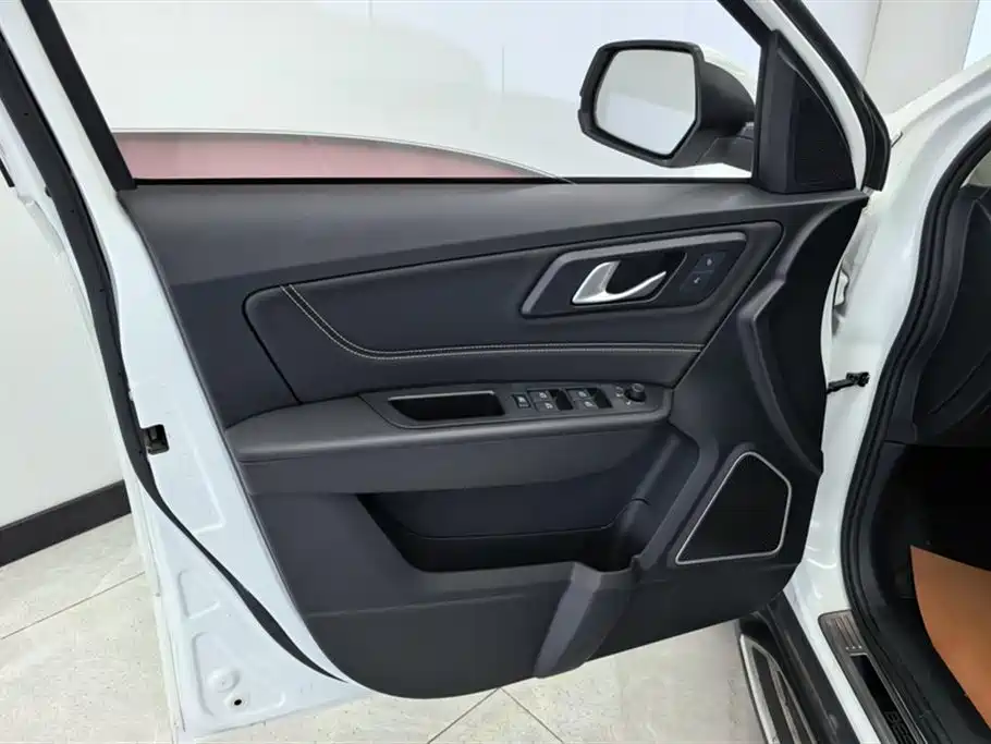 Bestune Benteng X40 2019 1.6L Automatic Luxury Edition China V 2019 - thumbnail 7
