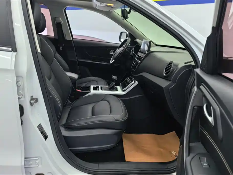 Bestune Benteng X40 2019 1.6L Automatic Luxury Edition China V 2019 - thumbnail 8
