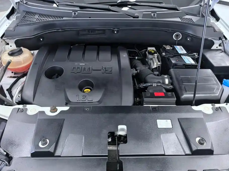 Bestune Benteng X40 2019 1.6L Automatic Luxury Edition China V 2019 - thumbnail 10