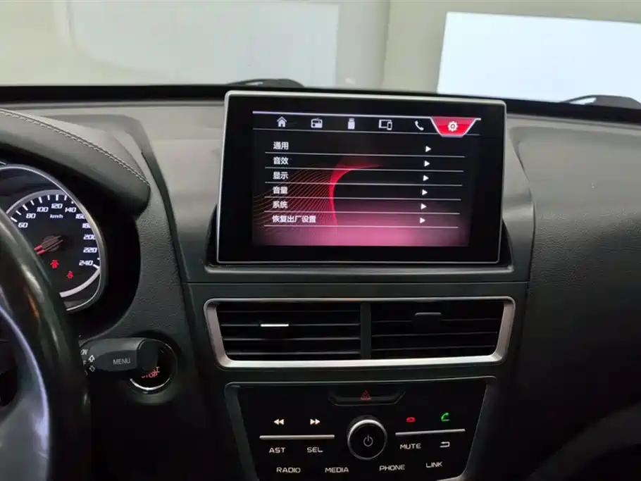 Bestune Benteng X40 2019 1.6L Automatic Luxury Edition China V 2019 - thumbnail 13