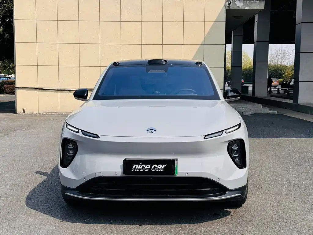 NIO NIO EC6 2024 75kWh 2024 - thumbnail 2