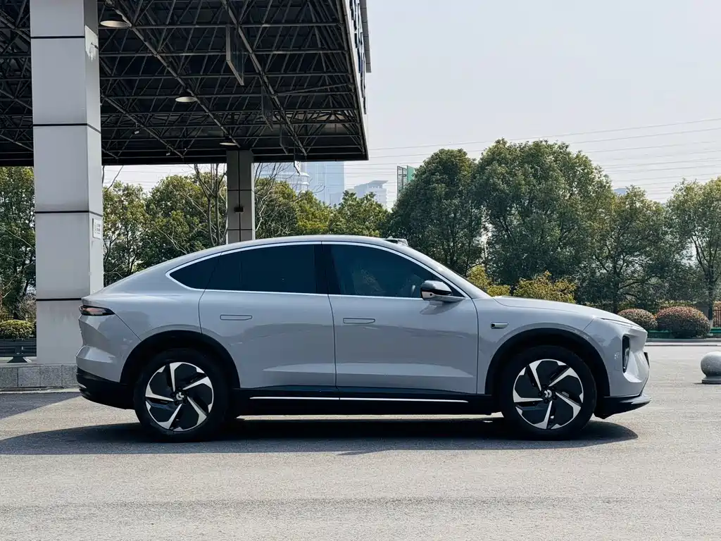 NIO NIO EC6 2024 75kWh 2024 - thumbnail 7