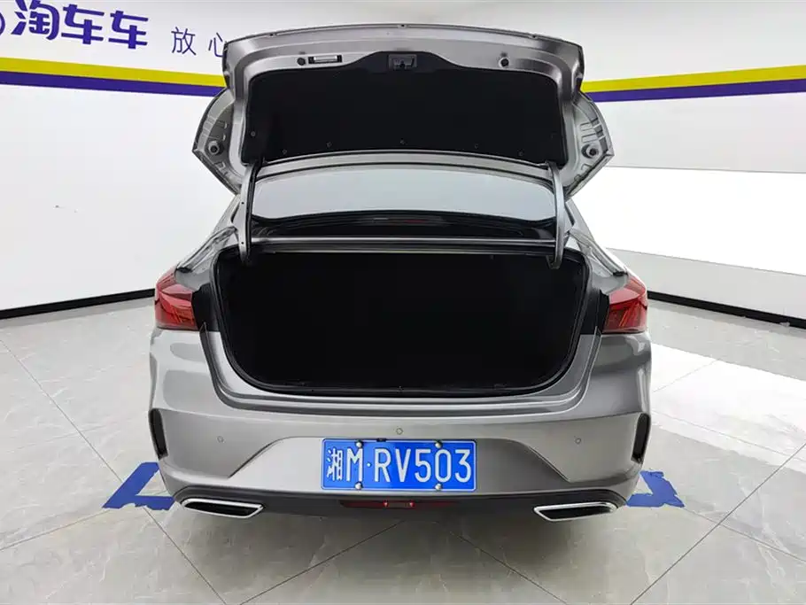 Changan Yidong 2023 Plus Blue Whale NE 1.4T GDI DCT Premium Edition 2023 - thumbnail 4