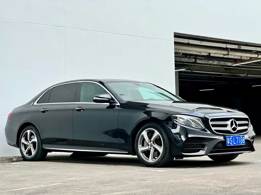 Mercedes-Benz Mercedes-Benz E-Class 2019 E 300 L Sport Fashion Edition 2019 - thumbnail 3