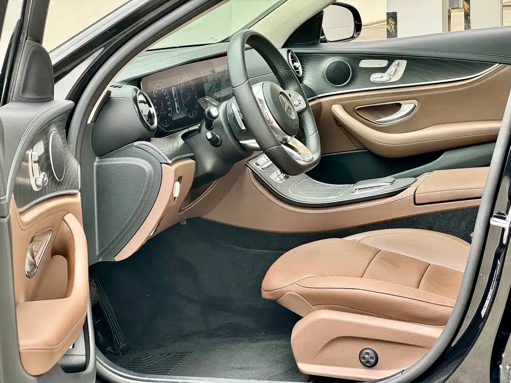 Mercedes-Benz Mercedes-Benz E-Class 2019 E 300 L Sport Fashion Edition 2019 - thumbnail 5