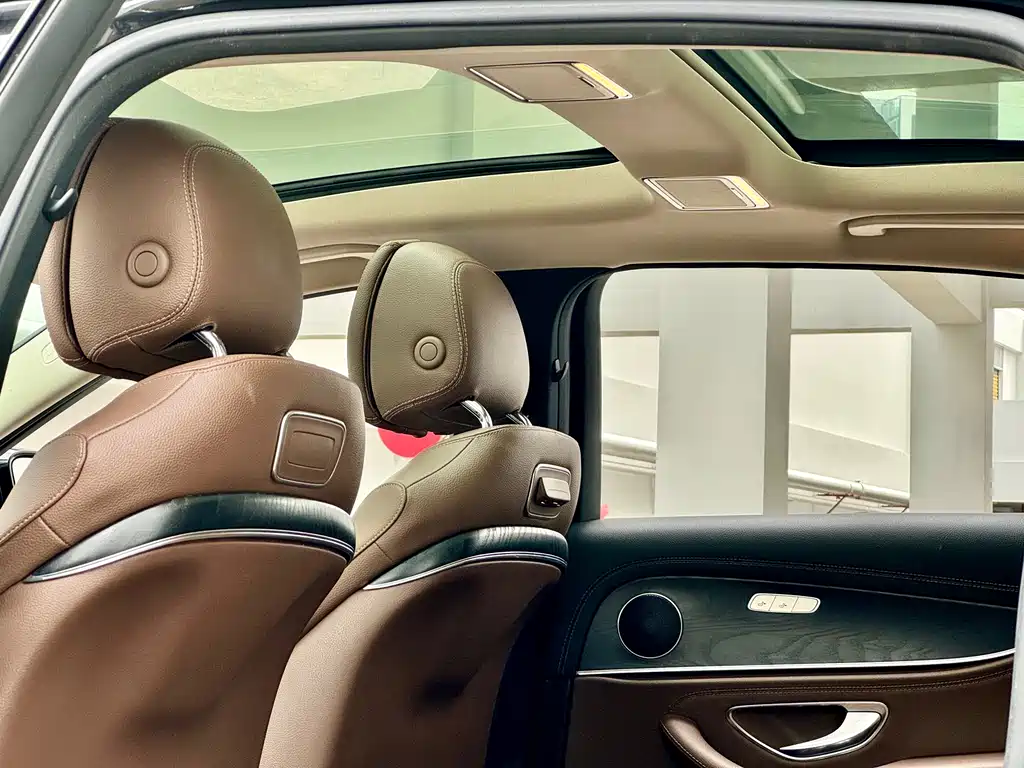 Mercedes-Benz Mercedes-Benz E-Class 2019 E 300 L Sport Fashion Edition 2019 - thumbnail 9