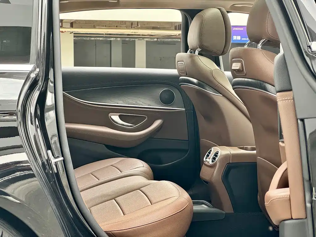 Mercedes-Benz Mercedes-Benz E-Class 2019 E 300 L Sport Fashion Edition 2019 - thumbnail 11