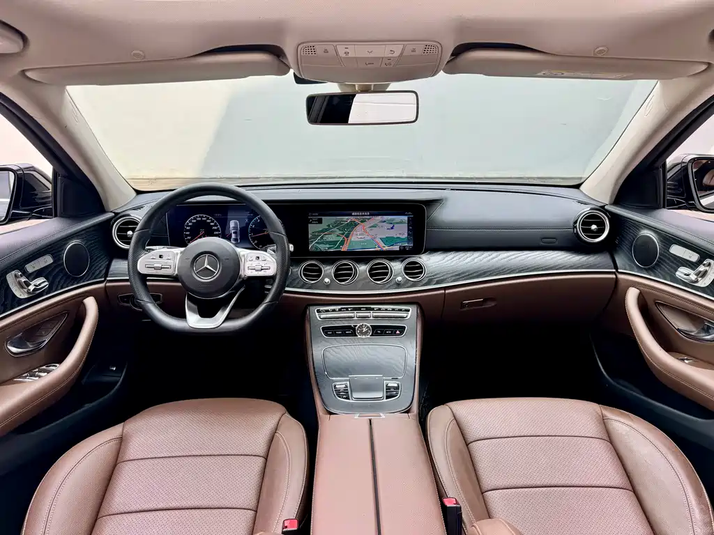 Mercedes-Benz Mercedes-Benz E-Class 2019 E 300 L Sport Fashion Edition 2019 - thumbnail 14