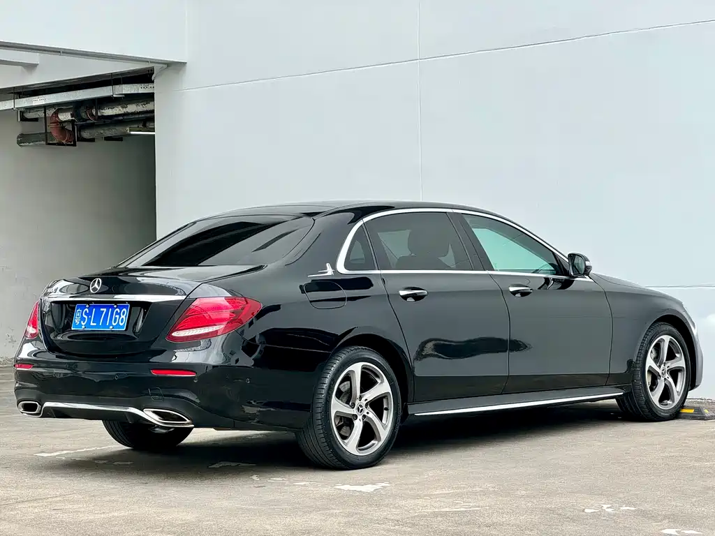 Mercedes-Benz Mercedes-Benz E-Class 2019 E 300 L Sport Fashion Edition 2019 - thumbnail 15