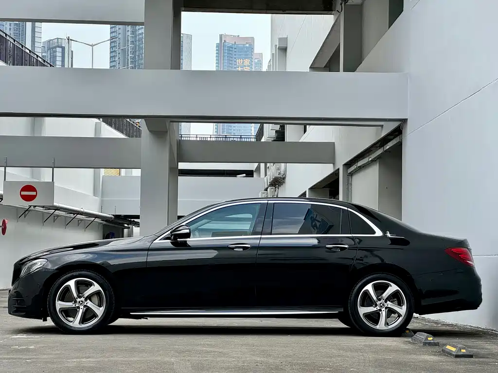 Mercedes-Benz Mercedes-Benz E-Class 2019 E 300 L Sport Fashion Edition 2019 - thumbnail 18