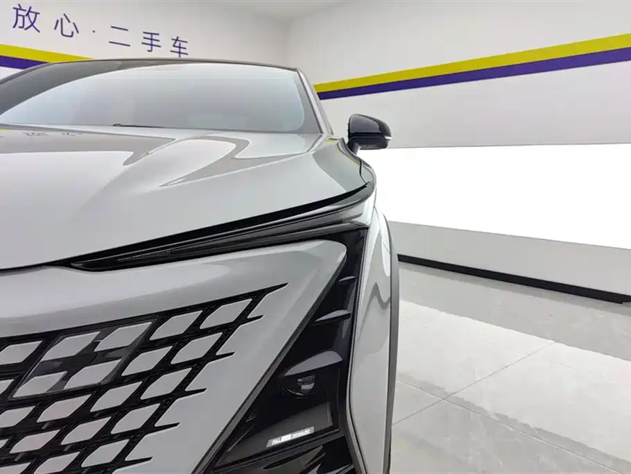 Changan Changan UNI-T 2022 1.5T Premium 2022 - thumbnail 5