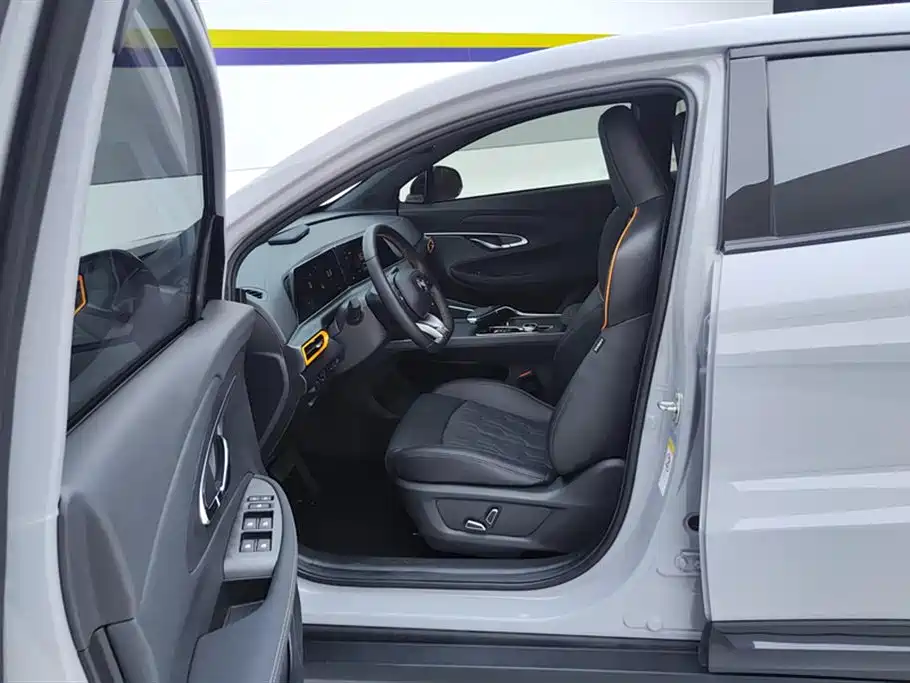 Changan Changan UNI-T 2022 1.5T Premium 2022 - thumbnail 9